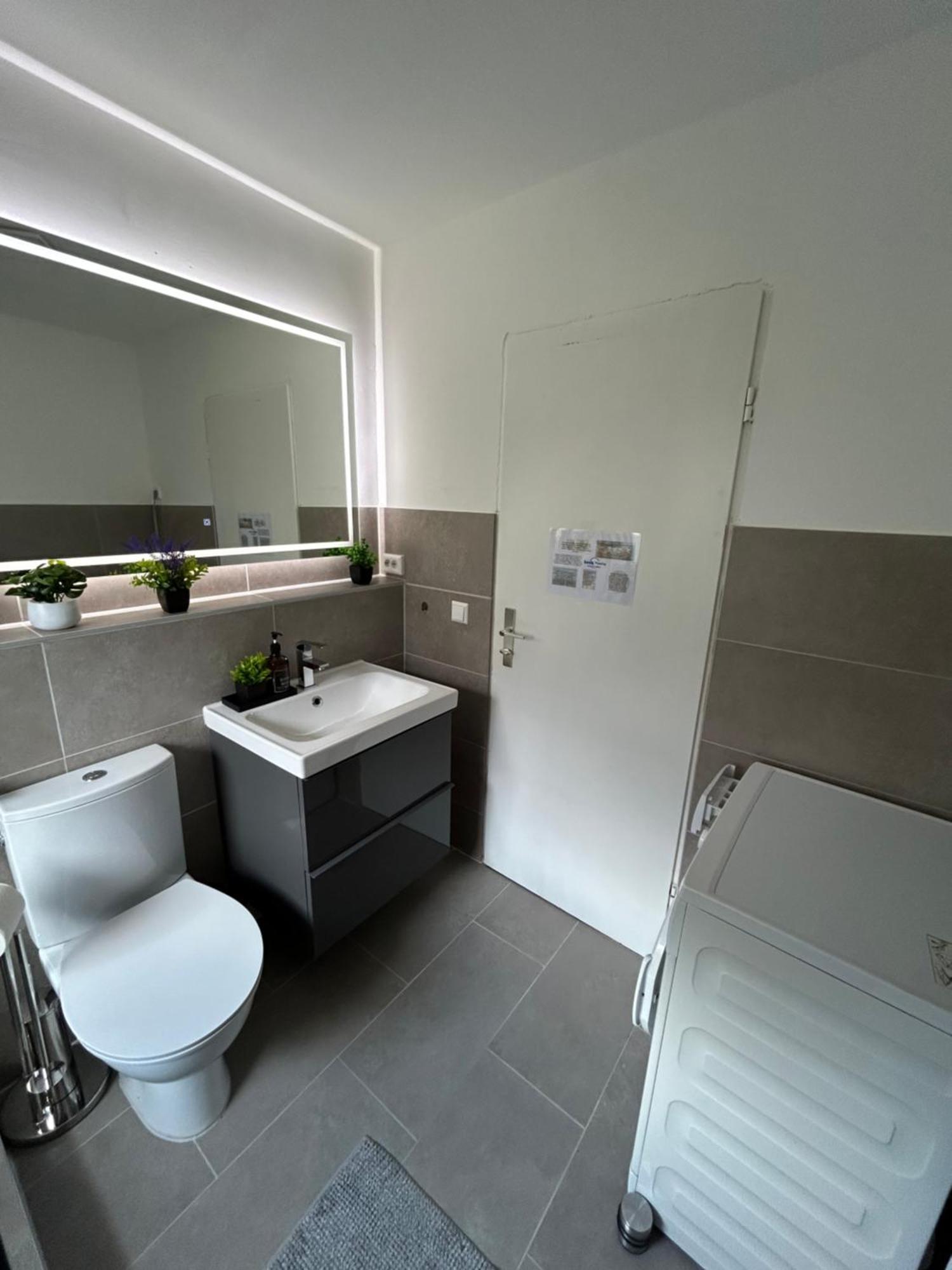 Apartmán Renovated Flat - Prime Location Near Marienplatz Štutgart Exteriér fotografie